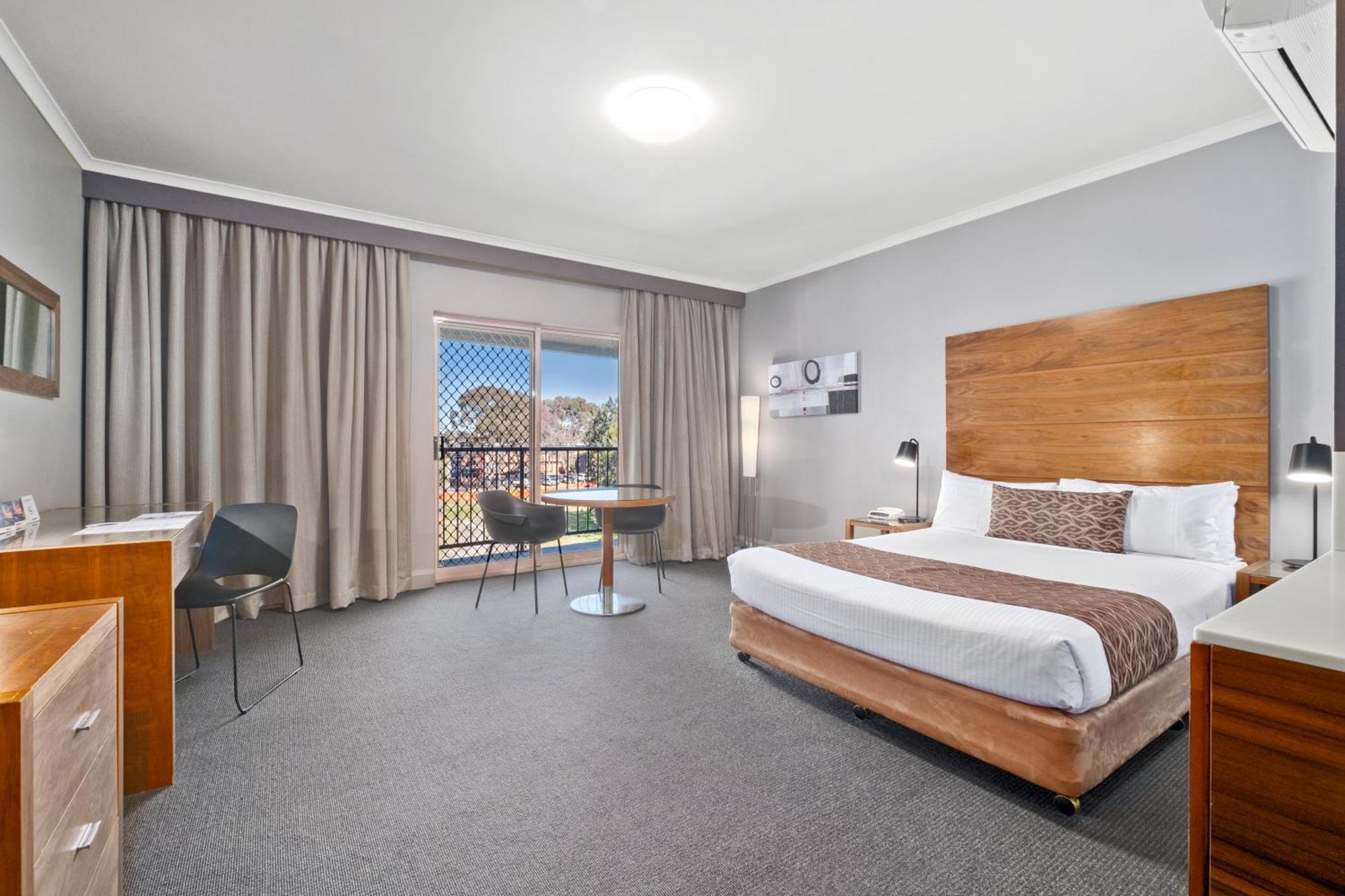 Quality Hotel Dickson Canberra Kültér fotó