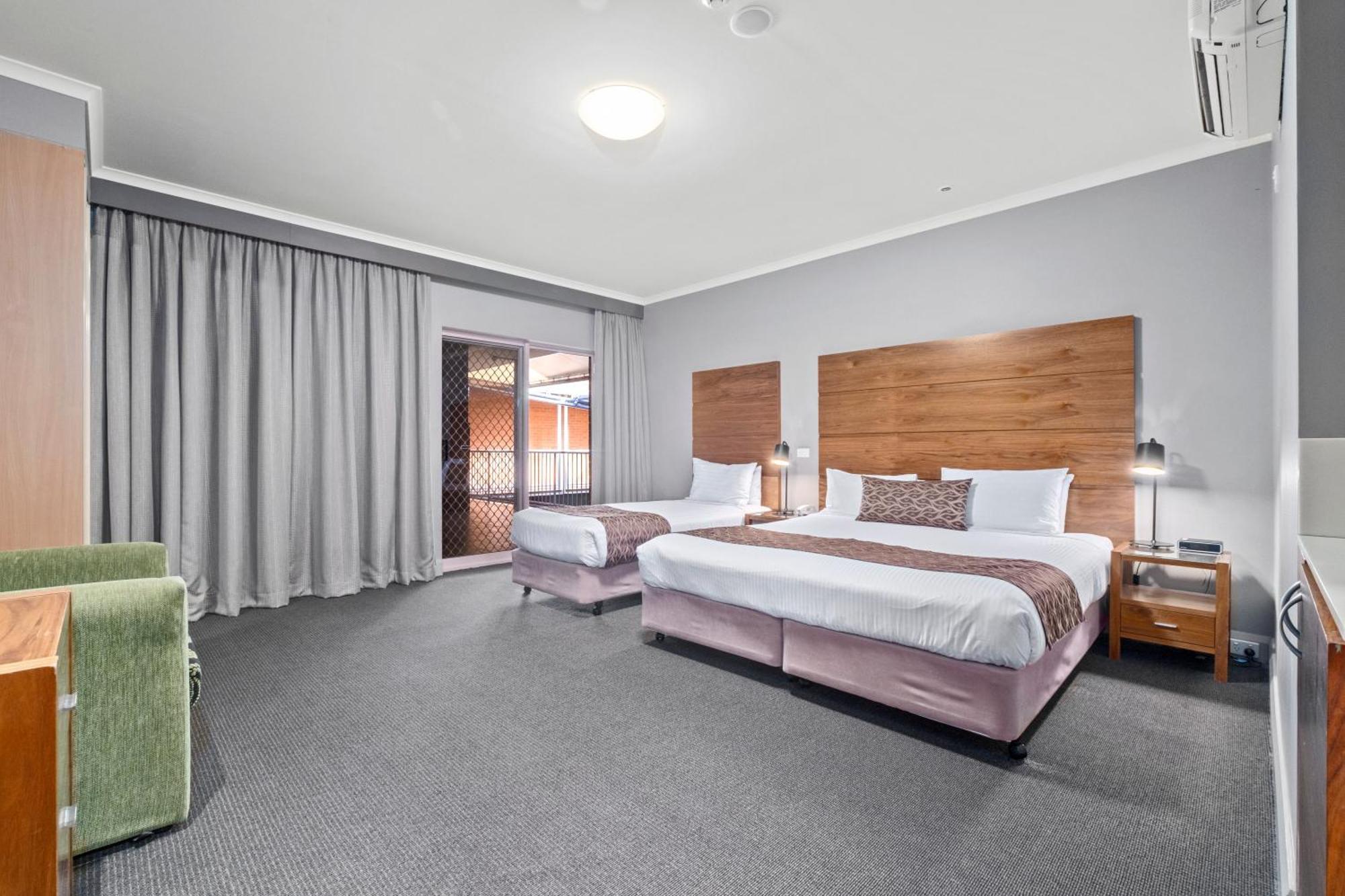 Quality Hotel Dickson Canberra Kültér fotó